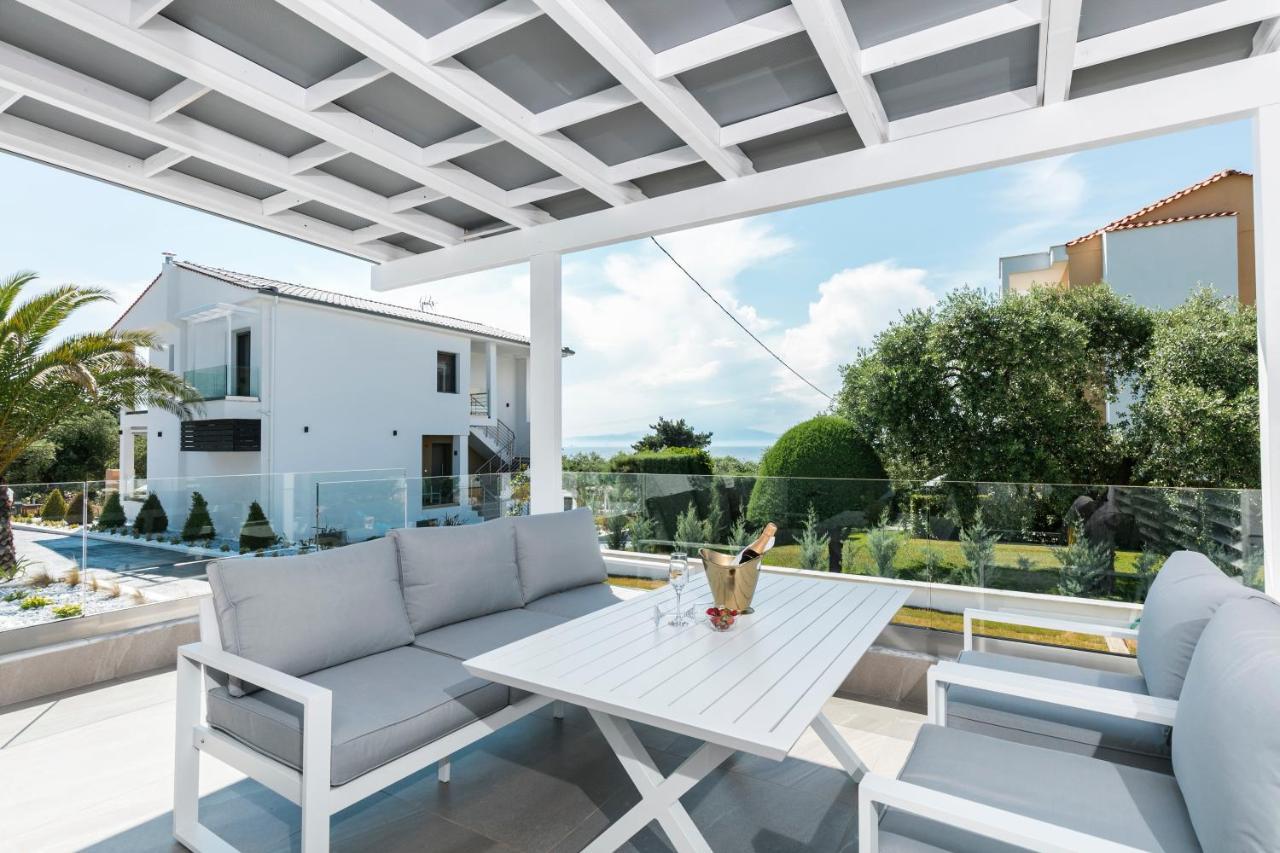 Pachis Escape Suites Dış mekan fotoğraf
