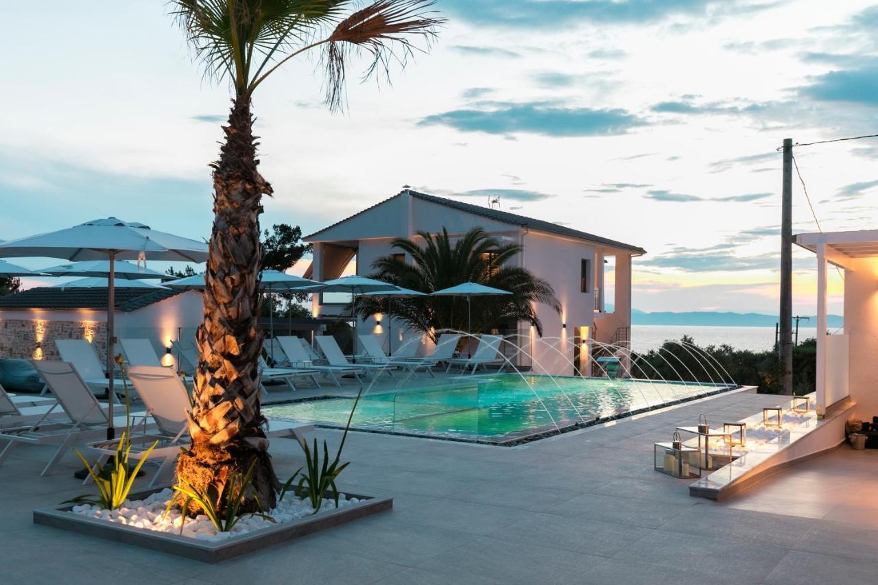 Pachis Escape Suites Dış mekan fotoğraf