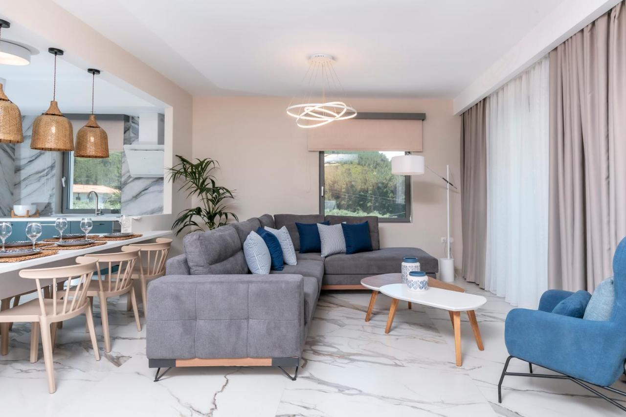 Pachis Escape Suites Dış mekan fotoğraf