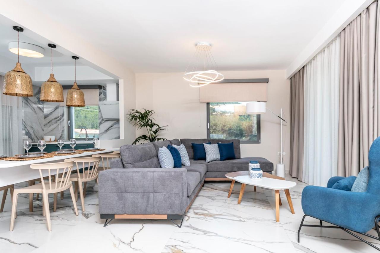 Pachis Escape Suites Dış mekan fotoğraf