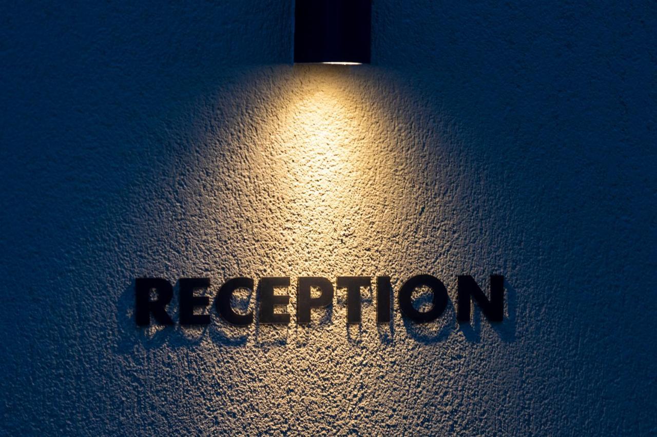Pachis Escape Suites Dış mekan fotoğraf