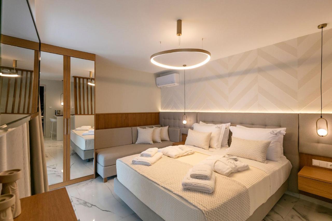 Pachis Escape Suites Dış mekan fotoğraf