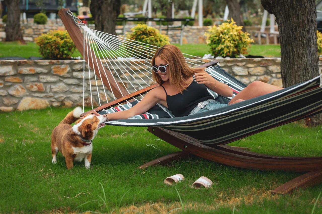Pachis Escape Suites Dış mekan fotoğraf
